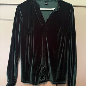 SHEIN Green Button Down Shirt with Notched Collar